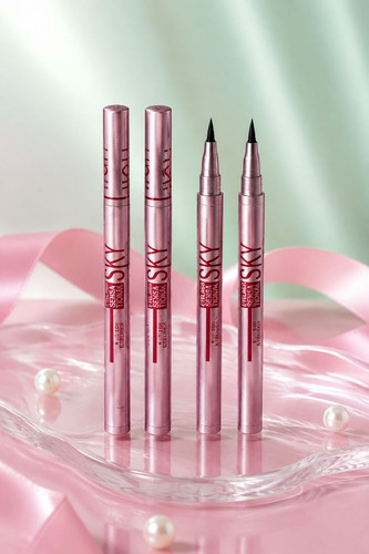 خط چشم ماژیکی و مویی میبلین (Maybelline) - مشکی فوقالعاده