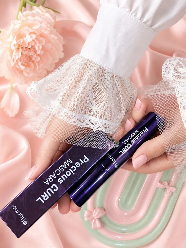 ریمل پرشس کرل فلورمار (Flormar Precious Curl) - حجمدهنده و حالتدهنده فوقالعاده